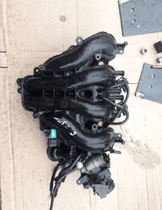 Mazda 6  02-06 2.0 16V   Kolektor Ssący 2.3 16V L3 1
