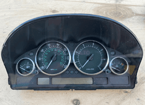 Licznik RHD anglik YAC500776PVA Range Rover 3 III LM L322 4.4 V8 1