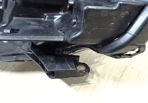 TOYOTA YARIS 3 lift LAMPA PRAWA 9