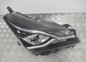 LAMPA PRZEDNIA PRZÓD PRAWA TOYOTA YARIS III 3 LIFT SOCZEWKA 2017-2020 7