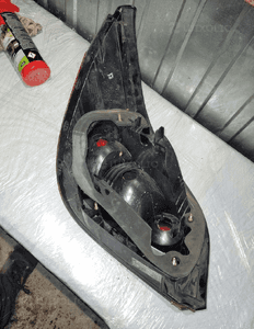 Bmw E60 lampa prawa tylna oryginał super stan 3