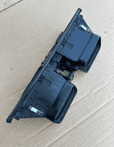 MERCEDES cls 219 nawiew panel kratka 4