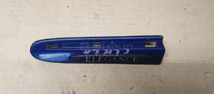 Listwa błotnika lewy przód Mercedes W209 A2096902162 2