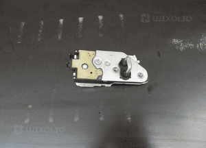 Rygiel Dociąg Drzwi Lewy Peugeot 1007 9685069880 4PIN 1