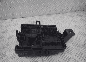Opel mokka x skrzynka bezpieczników 95941608 1