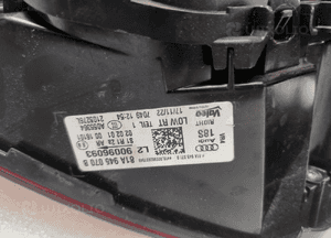 AUDI Q2 Lampa tył Tylna prawa 81A945070B 7