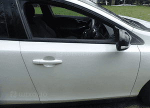 Volvo V40 D2 cross country drzwi prawy przód przednie 707-46 1