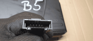 Zmieniarka płyt CD 6 płyt VW Passat B5 4