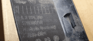 Dekor listwa ozdobna drzwi lewy przód BMW X1 E84 2991389 8