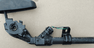 Volvo V50 S40 dopinacz pasa bezpieczenstwa przod lewy 05 3