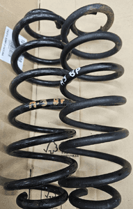 Audi A3 8P 3D sprężyna zawieszenia tył tylna