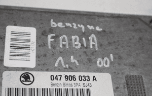 Sterownik silnika Skoda Fabia 1.4 MPI 047906033A 3