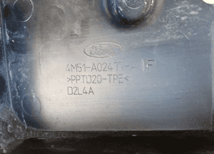 Osłona zaślepka błotnika lewa Ford Focus MK2 4M51-16A563-AC 4