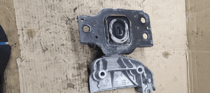 Łapa poduszka silnika Renault Megane II 1.6 16V 8200014931 3
