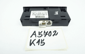 GNIAZDO USB HUB MERCEDES W156 W176 W117 2