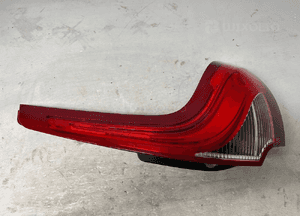 Volvo XC60 i lift 2016 rok lampa prawa tylna prawy tył L90007893 1