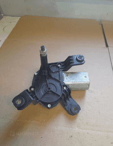 SILNICZEK WYCIERACZKI KLAPY OPEL CORSA D 53027312 3