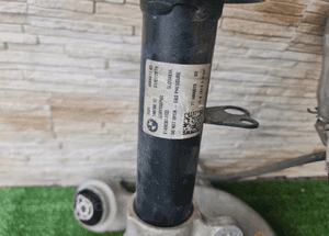 ZWROTNICA WAHACZ AMORTYZATOR LEWA BMW 5 G30 4x4 3