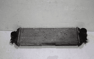 Chłodnica powietrza intercooler OPEL VIVARO I; RENAULT TRAFIC II 1.9 DCI  868926QF 1