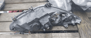 Przod przednia lampa lewa peugeot 307 3