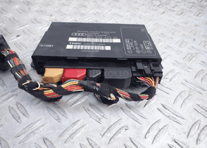Moduł komfortu audi A4 B6 8E0959433AQ radom 4