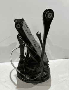 BMW 3 F30 / F31 Zwrotnica piasta tył Lewy - 16234 1