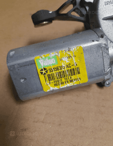 Jeep Grand Cherokee WK Silniczek Wycieraczek Tył 3