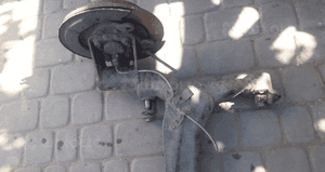 Toyota Corolla Verso lift 04-08 belka os tyl 3