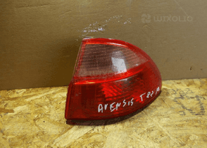Lampa tył tylna prawa toyota avensis T22 oryginał 1