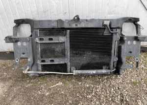 VW polo 1.0/1.4 benzyna klima  pas przedni belka chłodnice wzmocnienie chłodnice zamek maski 1