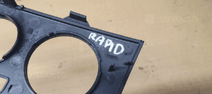 Ramka konsoli dekor panelu nawiewu Skoda Rapid 5JA819075A 6