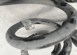 Sprężyna sprężyny tył Vw Golf 8 VIII 5WA511115 2