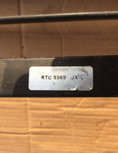 Kratka ochronna na lampę przód RTC8969 LAND ROVER DEFENDER 3
