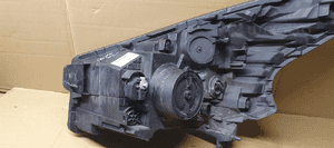 Lampa prawy przód przednia prawe Opel Vivaro B Trafic III UK 260101200R 93867950 8