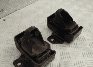 PODUSZKA KAROSERI ISUZU D-MAX LEWY / PRAWY PRZÓD 2