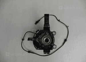 Zwrotnica piasta lewy przód Nissan Cube 4