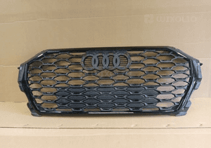 Atrapa gril grill audi Q3 ii 83F853651 s line 2018- 1