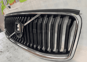Grill atrapa chłodnicy volvo XC60 lift 32291019 idealna 3