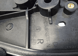 RANGE ROVER SPORT 09-13 OBUDOWA PODSTAWA AKUMULATO 14