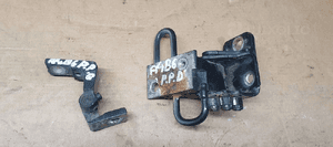 Zawias zawiasy drzwi prawy przód para Audi A4 B6 8E0831412B 1