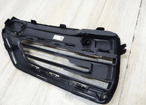 Kratka zderzaka volvo XC90 prawa 32345471 6