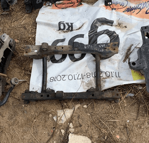 MERCEDES ML 163 sanki ława trawers przód