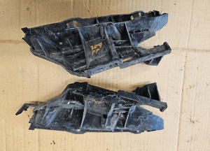 Peugeot 307 lift  Slizg na blotnik przód przedni lewy 3