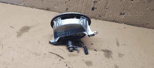 Klamka klapy bagażnika emblemat VW Phaeton 3D5827601A 3