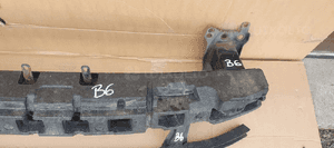 Belka wzmocnienie zderzaka przód absorber VW Passat B6 5