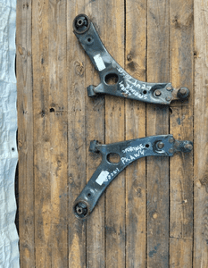 WAHACZ PRAWY LEWY PRZÓD PRZEDNI KIA SPORTAGE III HYUNDAI IX35 1.7 CRDI 1