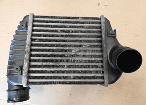 Audi A6 C6 2.7 TDI 2.0 TFSI chłodnica powietrza intercooler prawy  lewy 4F0145805 AB AD 2