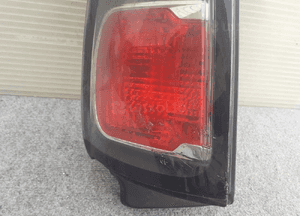 Citroen C3 picasso lampa tył tylna lewa wysyłka! 2