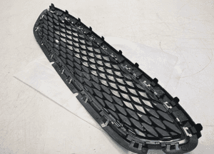 Ford fiesta MK8 2017r- grill atrapa chłodnicy 8