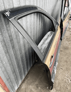 MERCEDES ML 163 drzwi przednie przod szyba zamek listwa granatowe 189 6
